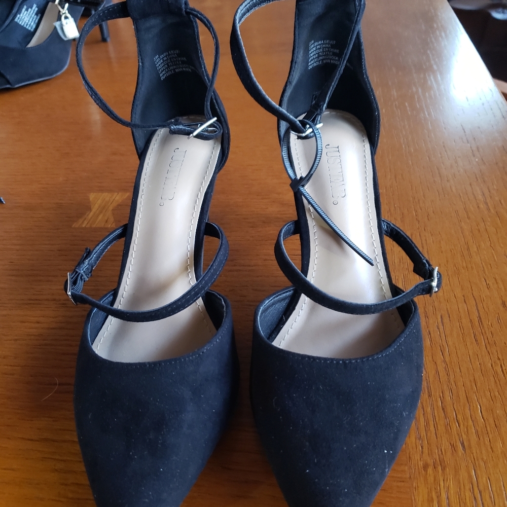 New black, high heel shoe size 6.5 by Just Fab. $10